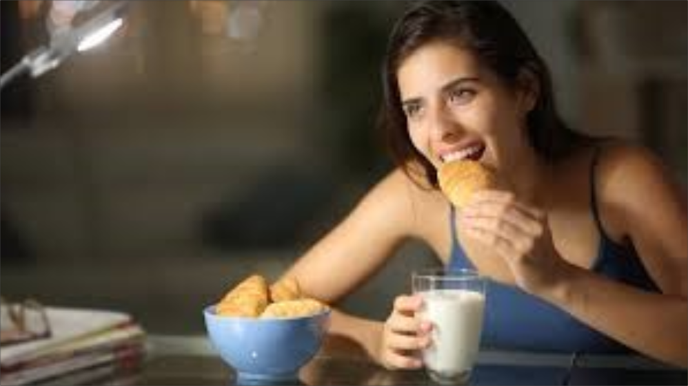   Los hábitos de alimentación saludable pueden ayudar a mantener los antojos a raya